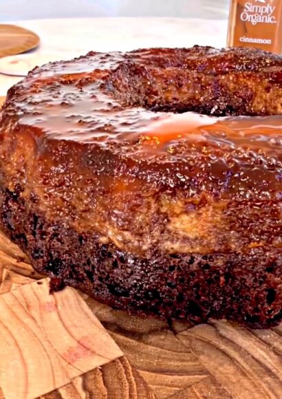 Thumbnail for Low-Carb Chocoflan (Gluten-Free & Easy Dessert Recipe)