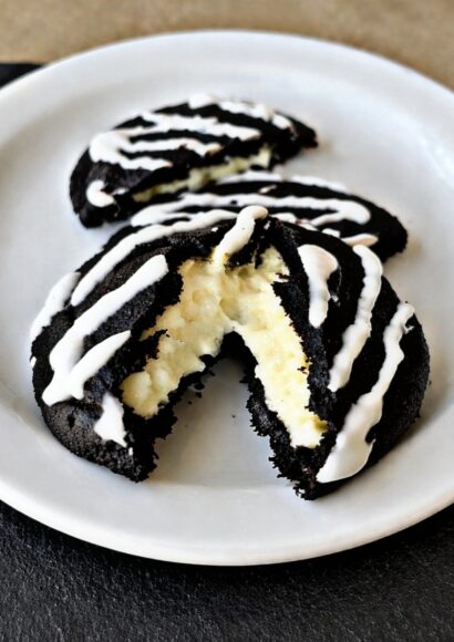 Thumbnail for Easy Keto Oreo Cheesecake Cookies (2g Net Carbs!)