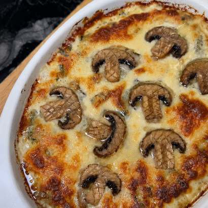 Creamy Stuffed Mushroom Dip (Low-Carb & Ultra-Cheesy!)