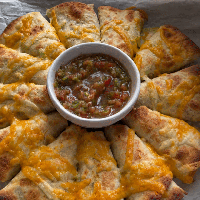 Easy 15-Minute Low Carb Quesadilla Recipe with Beef