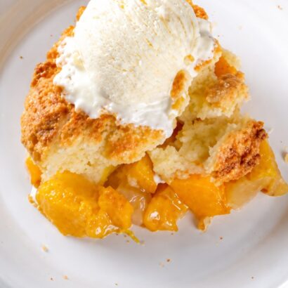 Best Sugar-Free Keto Peach Cobbler