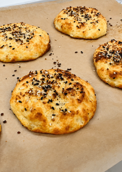 Thumbnail for 4-Ingredient Cottage Cheese Flatbread Recipe (Low Carb & High Protein)