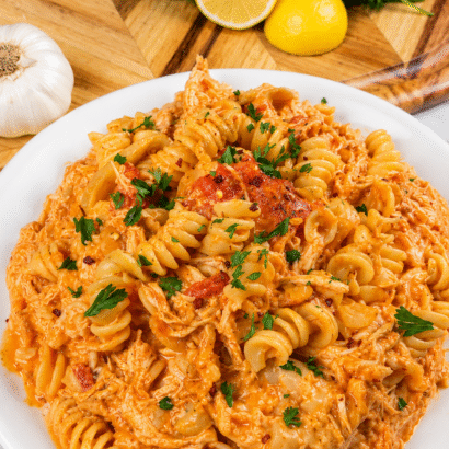 Creamy Crockpot High Protein Chicken Pasta