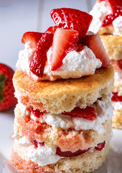 Thumbnail for Easy Keto Strawberry Shortcake Recipe (Flaky & Tender!)